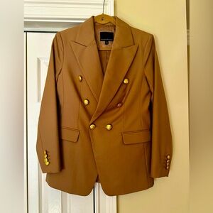 Banana Republic Captains Blazer in Camel with brass color buttons
